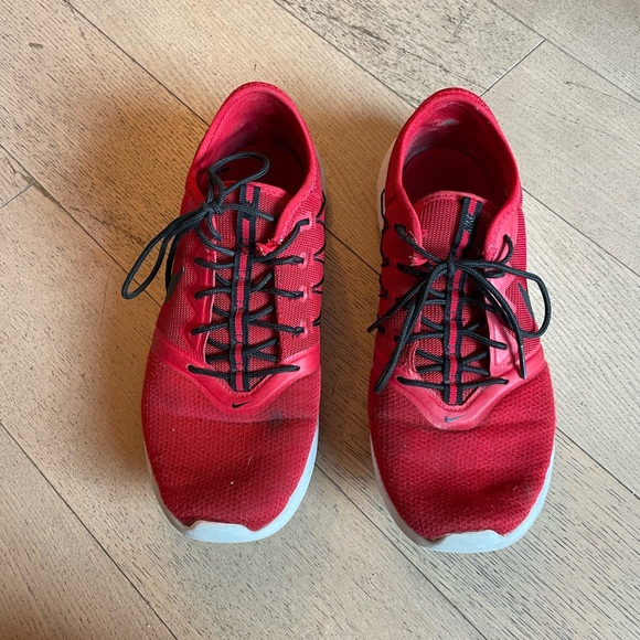 Nike Shoes - Picture 5 of 10